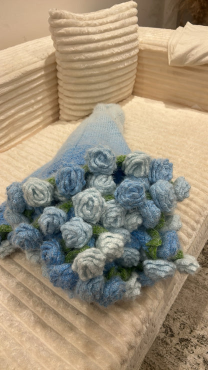 Plaid-bouquet bleu céleste déplié