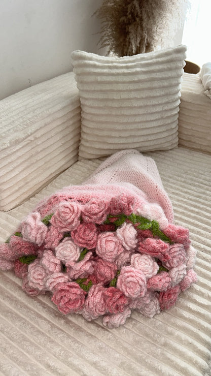 Détail du crochet artisanal du plaid-bouquet